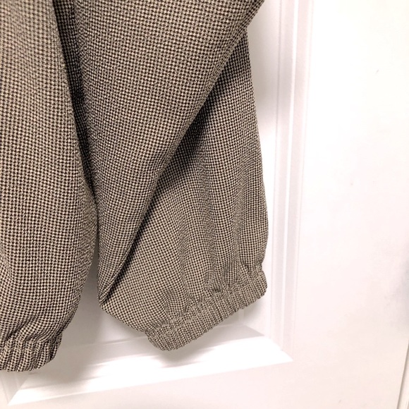 Pullover lightweight jacket - Picture 3 of 6